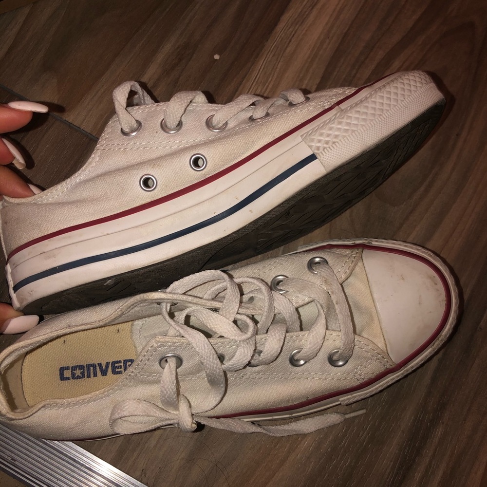 Converse - Picture 3 of 5
